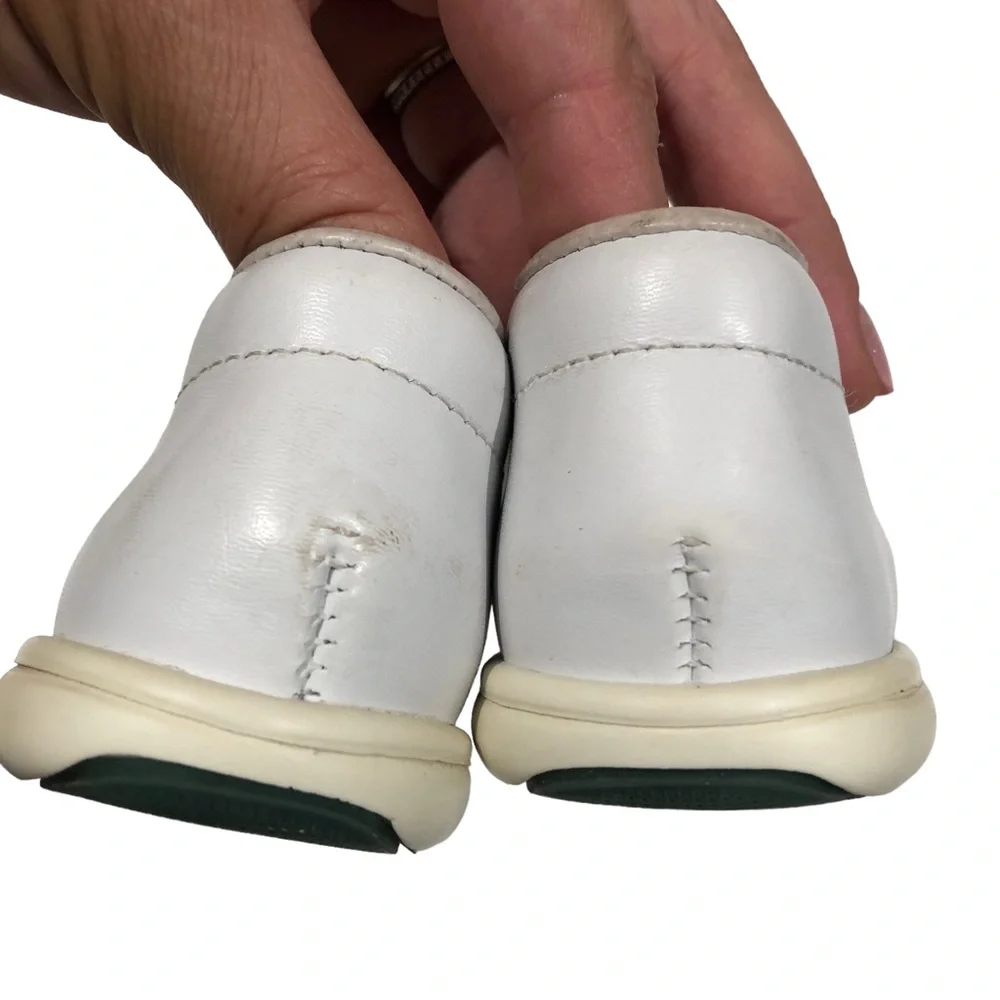White Leather Foot Mates Size 3